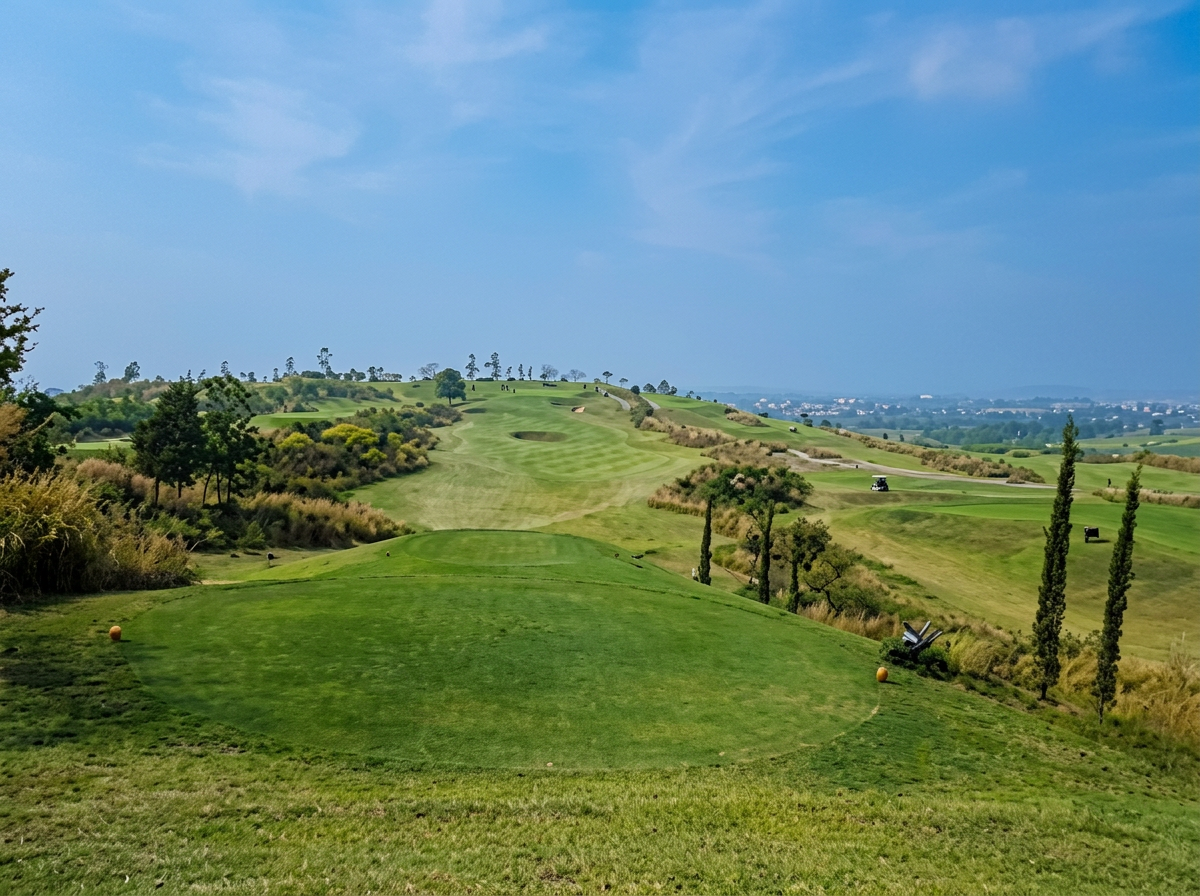 St Andrews Golf Course — Pattaya